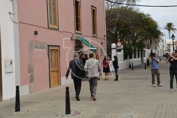 El senador nacionalista Fernando Clavijo durante la visita a Telde (Foto TA)